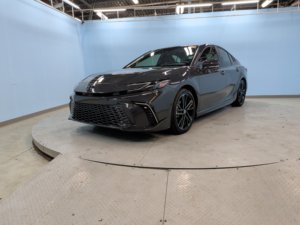 Toyota Camry XSE V4 2.5L FWD 2025 Usado en Buen Estado - Product Image 3