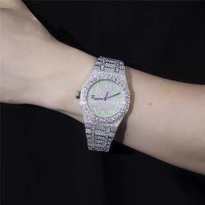 Reloj de Diamantes Moissanite VVS Personalizado para Hombre, Estilo Hip Hop Completamente Blanco, Reloj Mecánico de Lujo, Esfera de Cristal Dorada y Plateada, Negro - Product Image 4