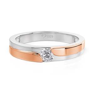 Anillo de Boda para Hombre Jeulia Amore, Dos Tonos, Corte Redondo Curvo, con Diamantes - Product Image 1