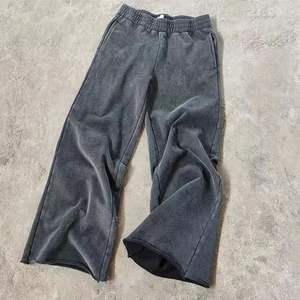 Pantalons de survêtement unisexes en coton lourd surdimensionnés Pantalons de survêtement larges à jambes larges de couleur unie personnalisés pour hommes - Product Image 3