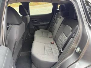 CLEAN 2025 Ni-ss-an Ki-cks SV TRANSMISSION AUTOMATIQUE 4 CYLINDRES SIÈGES EN CUIR ÉCRAN TACTILE - Product Image 3