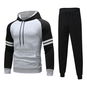 Conjunto de Sudadera con Capucha Deportiva para Hombre, Diseño a Rayas para Otoño e Invierno, Hecho de Poliéster Resistente, Otros Características - Product Image 1