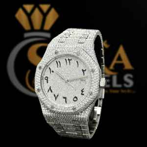 La mejor calidad de lujo con números árabes Dial Totalmente helado VVS Moissanite Diamond Reloj de movimiento automático de moda y lujoso - Product Image 4