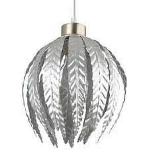 Metal <b>Leaf</b> Hanging Pendant <b>Lights</b> Black Metal Hanging Farmhouse Metal Pendant <b>Leaf</b> <b>Light</b> Living Outdoors - Product Image 1
