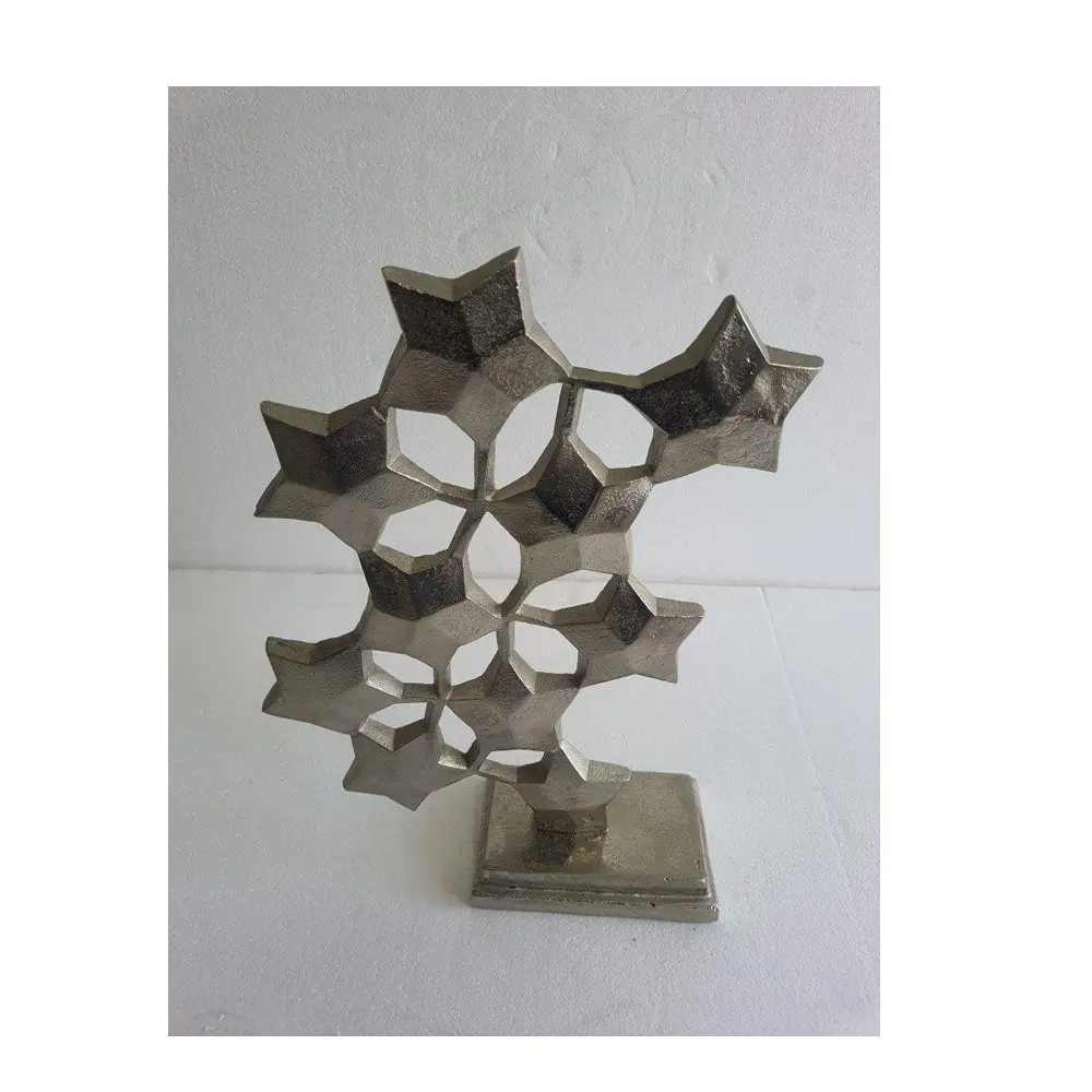 Scultura di stelle d'argento realizzata in India Design in alluminio in vendita calda
