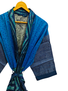 Pure soie Sari Kimono léger Vintage Sari Robe doux plage Robe de soirée indien à la main Kimono en soie - Product Image 2