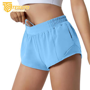 Vente en gros Short de course à séchage rapide Sport double couche taille élastique Short de yoga d'entraînement actif Short de cyclisme en plein air pour femmes - Product Image 5