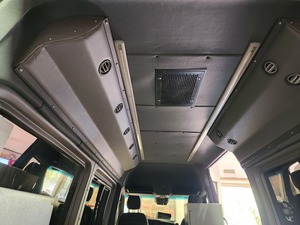 Juego de Molduras Interiores Duraderas de ABS SPRINTER L2H2 con Decoración+Protección para MINIBUSES, AUTOCARAVANAS, AUTOBUSES Sin PUERTA CORREDIZA - Product Image 3