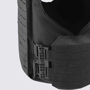 เสื้อกั๊กผ้าอ๊อกซ์ฟอร์ดแบบยุทธวิธีระบายอากาศผ้าไนลอนตัดด้วยเลเซอร์แบบแยกส่วนสารหน่วงไฟแบบถอดเร็วทนทานสีดำสำหรับกลางแจ้ง - Product Image 5