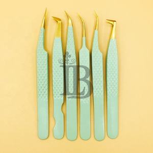 Nouvelles pinces à extensions de cils très demandées, à pointe dorée, avec logo Mink, pointe en fibre offerte et manche incurvé offert - Product Image 1