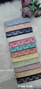 Lacets de travail en fil brodé sur mesure en douze options de couleur avec broderie de paillettes en largeur de 1.25 pouces pour la revente. - Product Image 2