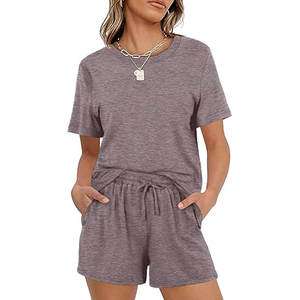 Conjunto de 2 piezas para mujer, conjuntos para mujer, superventas, Camiseta corta deportiva informal, pantalones cortos, conjunto de ropa de casa suave con estampado de letras a la moda - Product Image 1