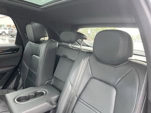 Offre Spéciale : Porsche Cayenne 2023 d'occasion, en excellent état – PRÊT À EXPÉDIER - Product Image 3
