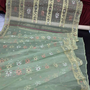 Exportable Deshi Dhakai Jamdani Sharee calidad de exportación para mujeres JAMDANI tela azul rojo verde dorado cielo azul de Bangladesh - Product Image 1