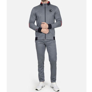 Traje Deportivo Ligero para Hombre Hecho en Pakistán, Traje Deportivo de Algodón de Color Sólido, Traje Deportivo para Hombre de Alta Calidad en Venta - Product Image 1