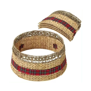 Llamativo y ecológico jacinto de agua redondo cuello de árbol de Navidad falda de árbol tejida al por mayor de Vietnam - Product Image 1