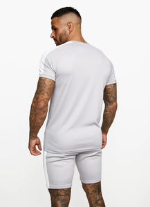 Ensembles de t-shirts pour hommes de haute qualité, manches courtes, été, sport / coupe ajustée, ensembles jumeaux avec logo personnalisé, fabriqués au Pakistan - Product Image 3