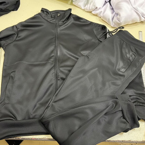 Conjunto Deportivo de Dos Piezas de Primera Calidad para Hombre, Ropa Deportiva para Entrenamiento y Uso Diario - Product Image 5