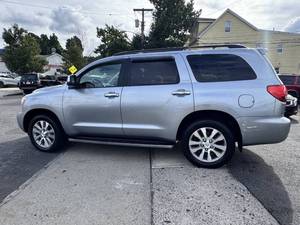 Toyota Sequoia Limited 2014 d'occasion à prix bas à vendre - Product Image 3