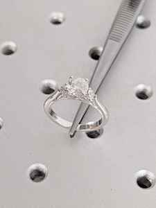 Oro blanco sólido corte redondo laboratorio Diamante tachonado hecho a mano filigrana Alianzas de Boda declaración anillos regalo diseño minimalista ODM OEM - Product Image 3