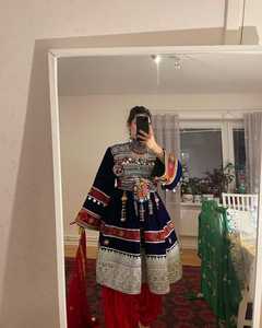 Robe de mariée Afghane Kuchi Vêtements rose et multicolore Robe de mariage Kuchi Robe Afghane tribale pour femmes - Product Image 2