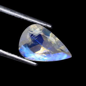 Piedra preciosa facetada de arcoíris blanco genuino Welo Blue Flashy White Rainbow Stone Pear Cut Piedra lunar natural al por mayor - Product Image 1
