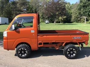 Camioneta Toyota Pixis Mini Automática - Product Image 5