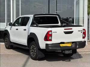 Toyota Hilux 2.8 D4D HR Sports Auto 4WD DIÉSEL, Precio Económico 2017 - Product Image 6