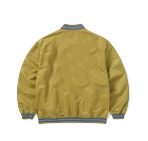 Custom Satin Varsity Jacket OEM Béisbol Bomber Unisex Streetwear Prendas de abrigo para clubes Equipos Eventos Chaqueta de estilo premium - Product Image 3