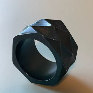 Anneaux de serviette en acrylique au design attrayant, qualité supérieure, couleur et forme personnalisées, en stock, durables, écologiques, décoration de table - Product Image 1