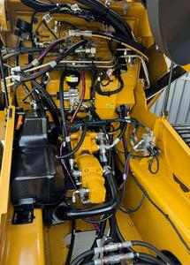 Chargeuse compacte sur chenilles Caterpillar 289D3, chargeuse-pelleteuse, chargeuse tracteur, transmission à deux vitesses, charge nominale de 4 tonnes, 60 kW - Product Image 4