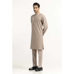 ชุดสูทธุรกิจสมัยใหม่สำหรับผู้ชาย KP-EMB25-002 กางเกงทรงสุภาพพร้อมเสื้อเบลเซอร์หรูหราแบบกระดุมแถวเดียว ทรงปกติ เหมาะสำหรับเจ้าบ่าว - Product Image 1