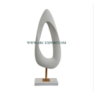 Look attrayant en gros Sculpture décorative couleur or à la main dessus de table objets admirables pour bureau et Sculpture à la maison - Product Image 4