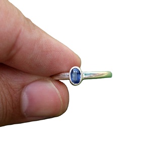Élégant D'origine Bleu Saphir 925 Sterling Argent À La Main Anneau de Pierre Gemme Bijoux En Gros Prix Usine - Product Image 1