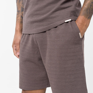 Conjunto de Punto Moderno para Hombre, Conjunto de Dos Piezas con Textura, Polo de Verano con Cierre de Cremallera de un Cuarto, Pantalones Cortos con Cordón, Estilo Lujoso, Conjunto de Pantalones Cortos Premium para Hombre - Product Image 4