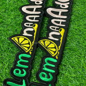 Parche de ropa bordado 3D caliente personalizado Parches de hierro bordados Nuevo diseño 2024 - Product Image 5