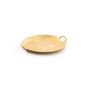 Plateau de service carré en métal martelé doré Plateau décoratif élégant Vaisselle personnalisable, vaisselle de service pour cuisine, salle à manger, mariage - Product Image 5