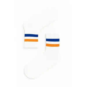 Conjunto Deportivo de 7 Piezas con Diseño de Emberli y Colores Variados - Product Image 3