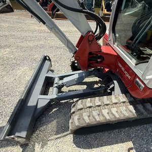 Excavatrice TB235-2 Takeuchi avec moteur Yanmar haute performance et composants centraux PLC pour projets urbains et chantiers étroits - Product Image 3