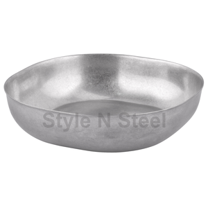 Cuenco para servir tuercas de acero inoxidable de diseño moderno vintage único con cuenco elegante recortado para servir nueces - Product Image 1