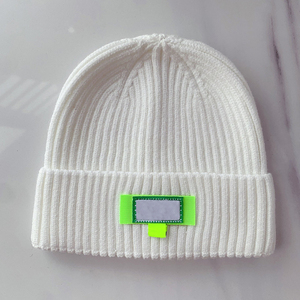 Gorro de punto de diseñador Unisex de alta calidad, gorro de invierno personalizado para hombres y mujeres, estilo de moda al por mayor - Product Image 5