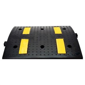 ชุดกันชนยางรีไซเคิลสำหรับถนน พร้อมฝาครอบ PVC ยาว 3.5 เมตร - Product Image 6