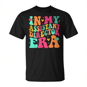 T-shirt promotionnel unisexe pour adulte à col rond et manches courtes avec impression colorée « In My Assistant Director Era » - Product Image 2
