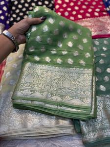 Sari de Georgette de Viscosa con Diseño Moderno y Blusa Combinada, Listo para Comprar, en Existencia, Superventas - Product Image 5