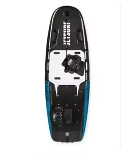 Nouvelles planches de surf électriques Radinn Carve, accessoires de paddleboard avec construction en PC et caoutchouc et système à aileron unique - Product Image 2