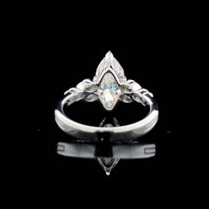 Bague de fiançailles en moissanite taille marquise de 2,50 carats, clarté VVS1, sertie pavé, plaquée or, argent sterling, cadeau pour femme - Product Image 3