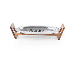 Bandeja para servir alimentos de aluminio martillado con soporte de trabajo de madera y fregona Bandeja para servir chocolates de la mejor calidad - Product Image 5