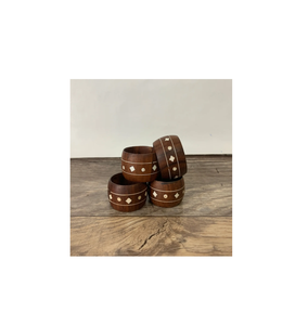 เครื่องใช้บนโต๊ะอาหารกลางวันที่ใส่แหวนผ้าเช็ดปากไม้สําหรับเครื่องครัวและร้านอาหารใช้สําหรับแฮนด์เมดเงาขัดเงาพร้อมขาย - Product Image 1