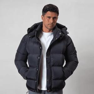 Chaqueta acolchada personalizada de buena calidad para hombre, chaquetas con capucha de invierno con diseño acolchado de 100% poliéster para hombre - Product Image 4
