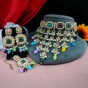 Premium Kundan And Detailed <b>Pearls</b> <b>Necklace</b> <b>Set</b>, Maang Tikka Radiant Touch Ideal For Weddings, Festive Occasions, Special Events - Product Image 2